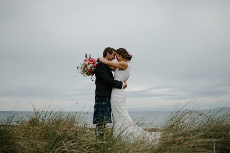Read more about the article Wedding Planning Timeline & Checklist: Your Step-by-Step Guide to “I Do”