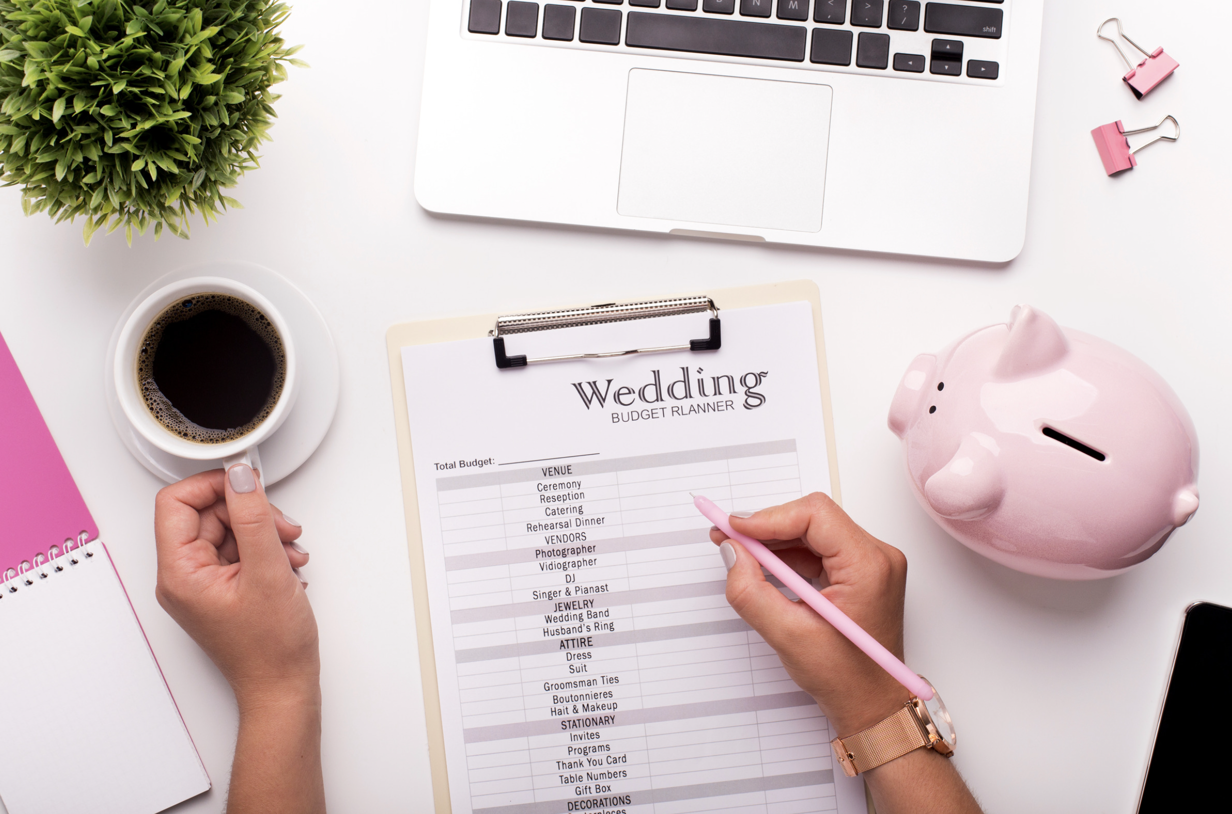 You are currently viewing Wedding Budget Bliss: A Comprehensive Guide to Planning Your Dream Wedding Without Breaking the Bank
